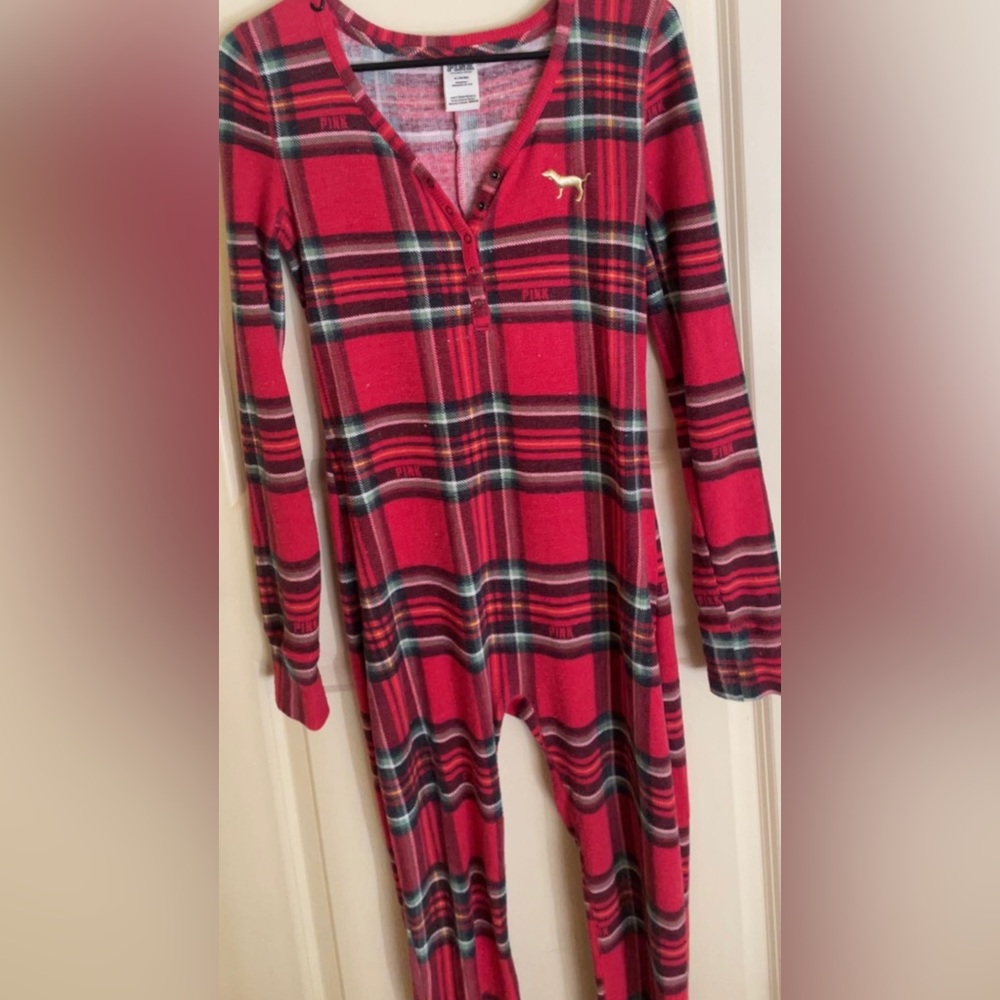 VS PINK Christmas onesie🎄❤️❄️